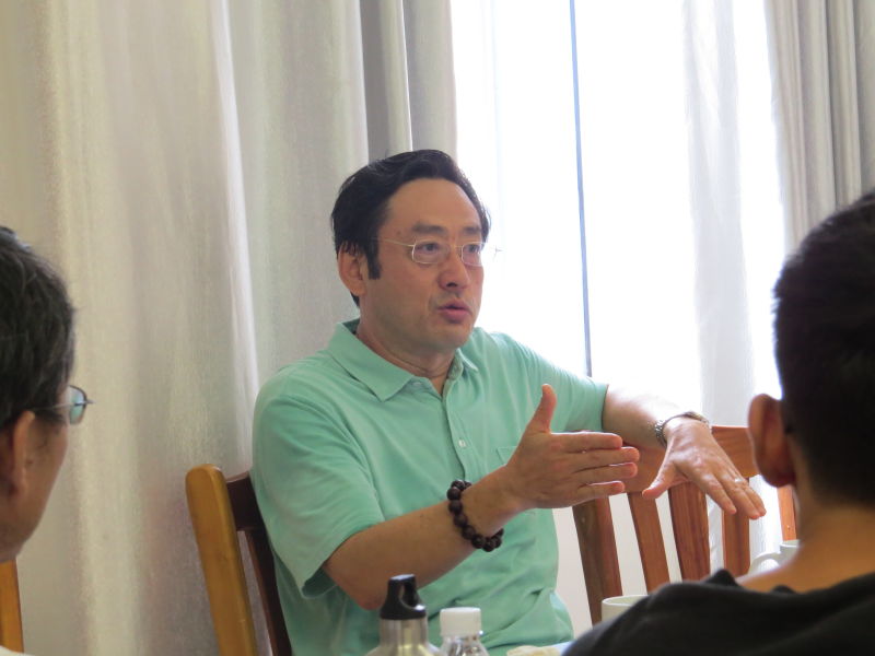 海南师范大学第四期研究生学术沙龙顺利举行